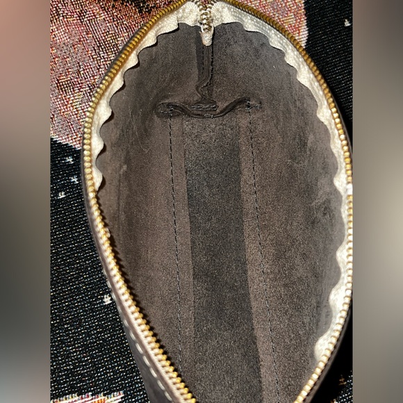 SOLD Portland Leather Goods GROUPIE GREY eclipse makeup bag - Picture 6 of 7